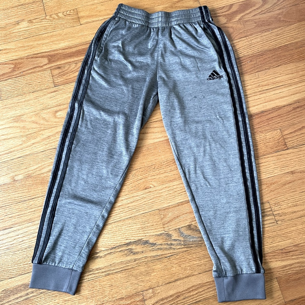 Adidas boys 10-12 jogger